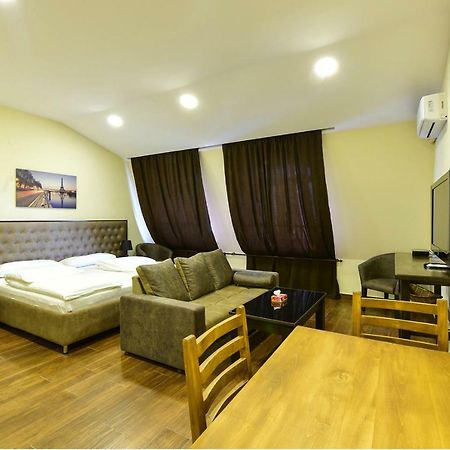 Nacho Aparthotel Yerevan Ngoại thất bức ảnh