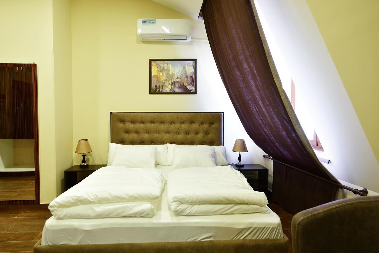 Nacho Aparthotel Yerevan Ngoại thất bức ảnh